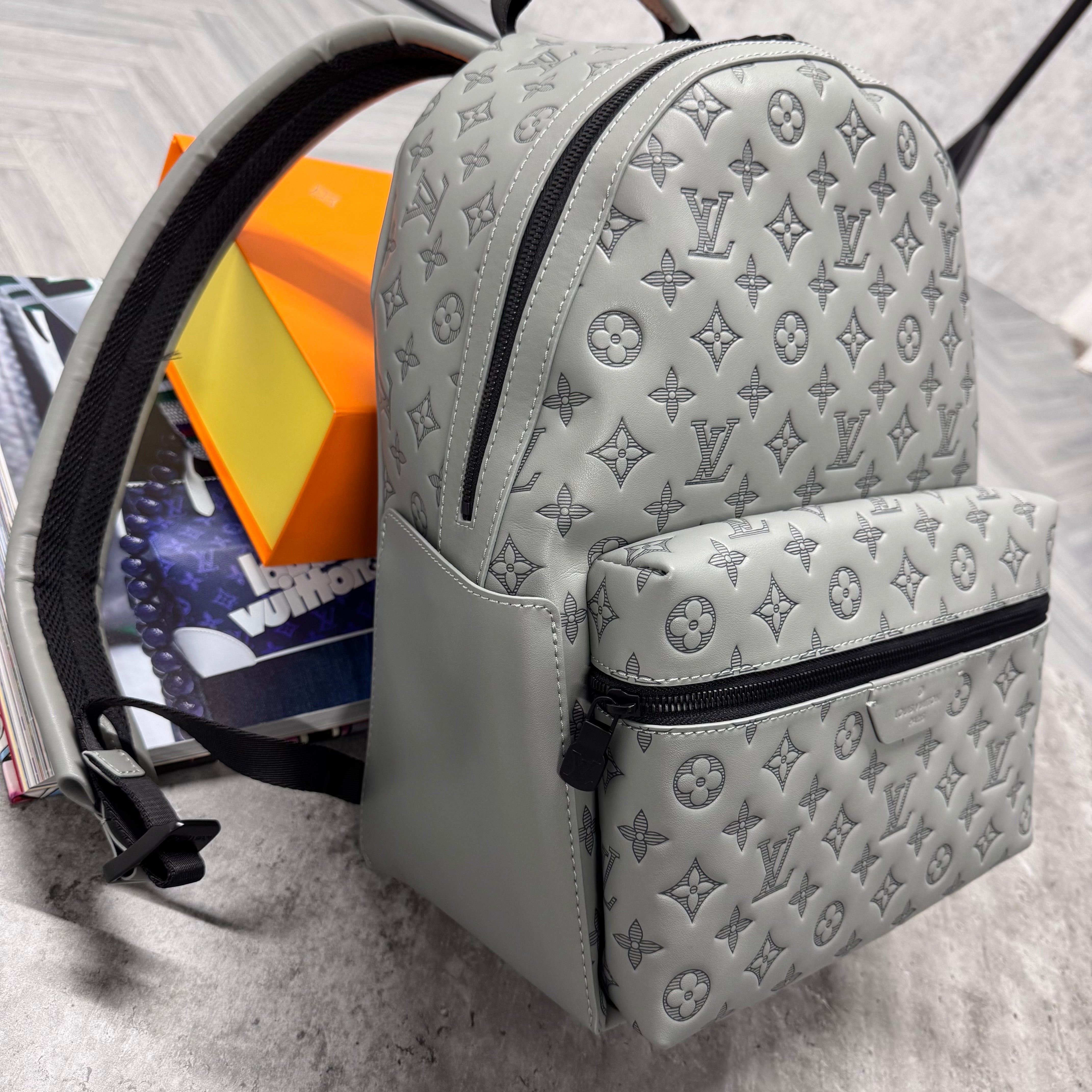 (PRE ORDER) LVE MONOGRAM BACKPACK - GREY