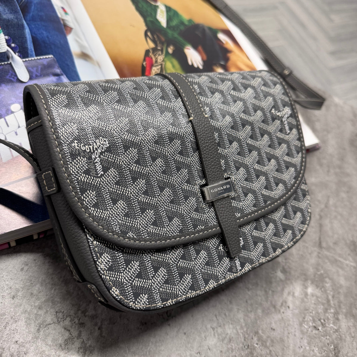 GYRD MAN BAG - GREY