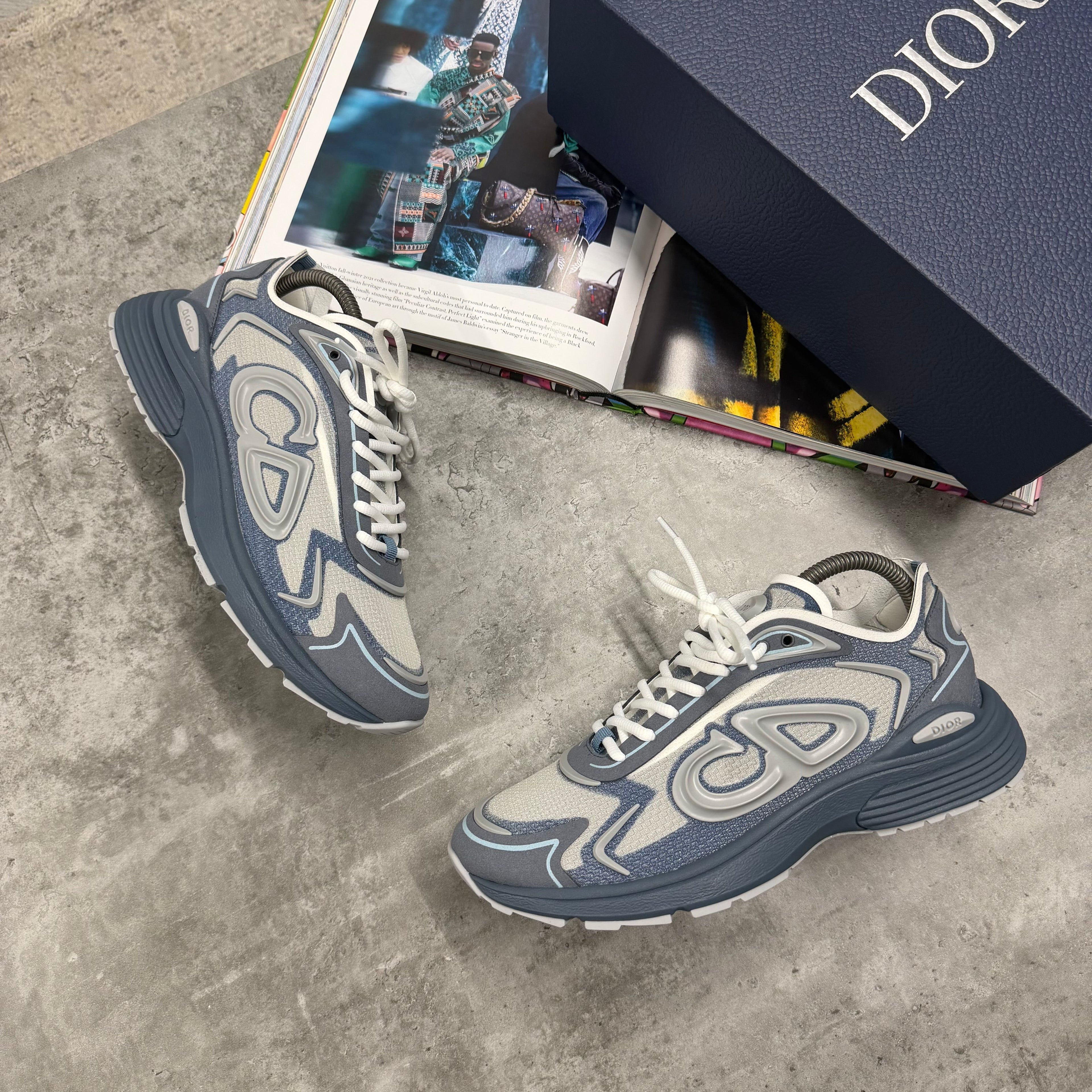 (PRE ORDER) B30 TRAINER - BLUE FROST