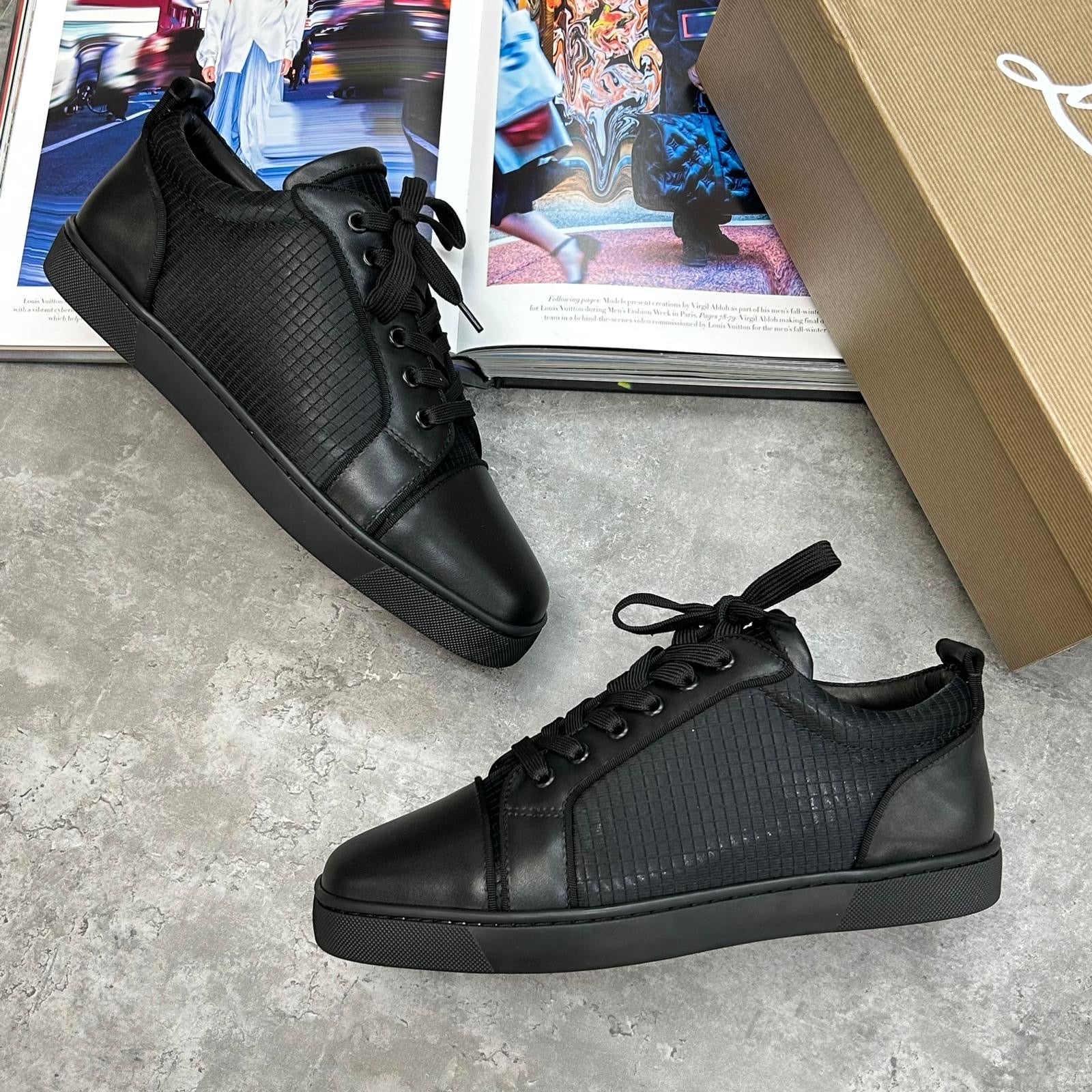 (PRE-ORDER) CL - TRAINER - BLACK
