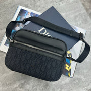 CD - OBLIQUE BAG - BLACK