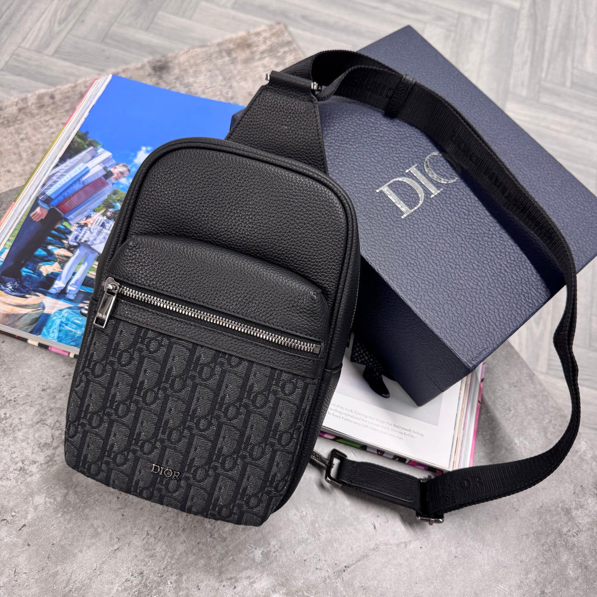 CD CROSSBODY SLING - BLACK