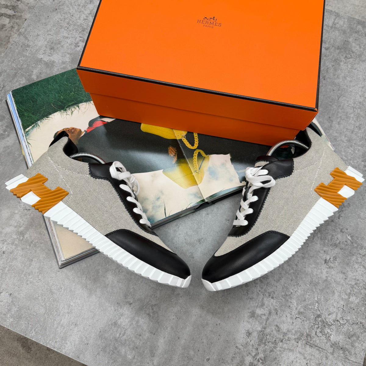 HMES - TRAINERS - BLACK/BEIGE