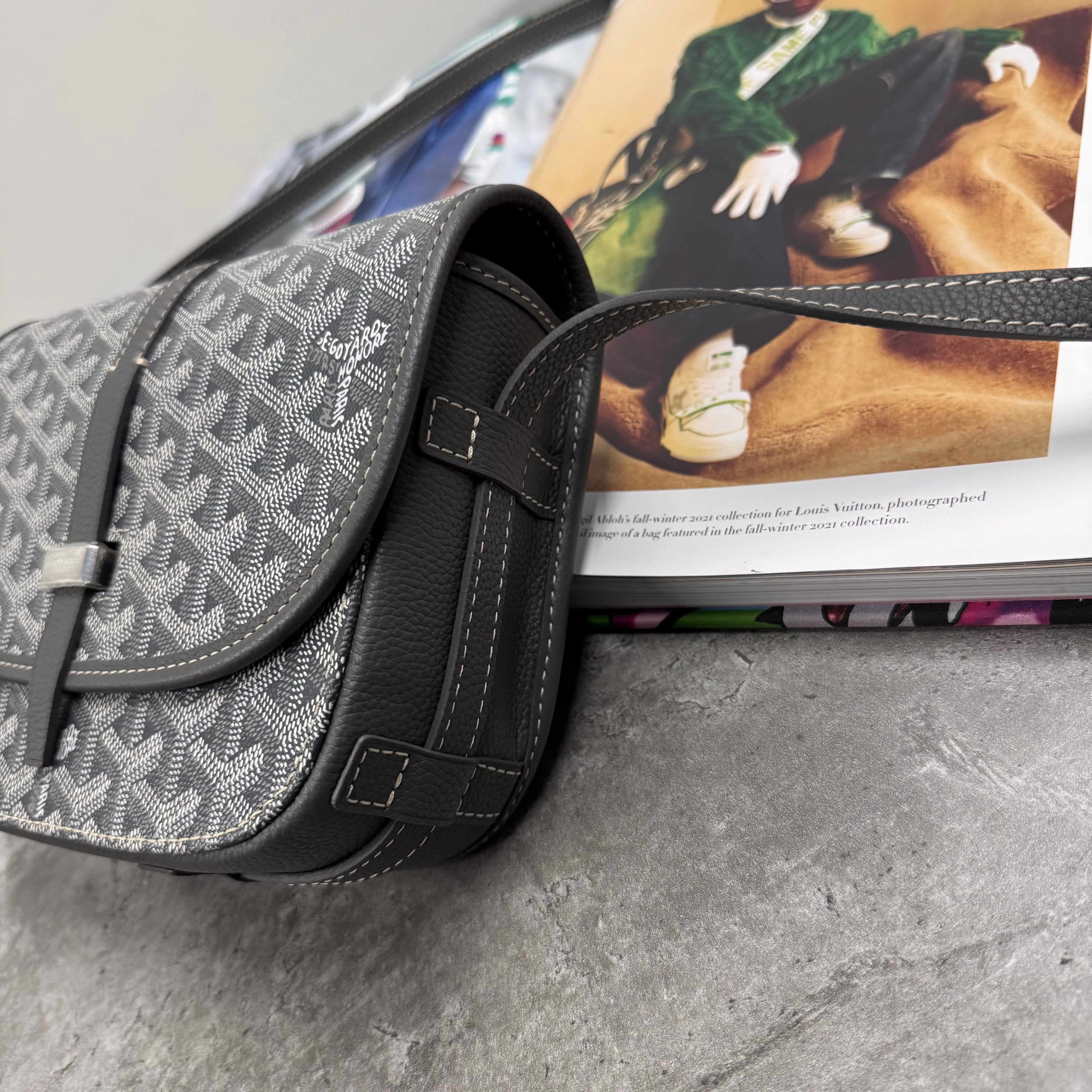 (PRE ORDER) GYRD MAN BAG - GREY