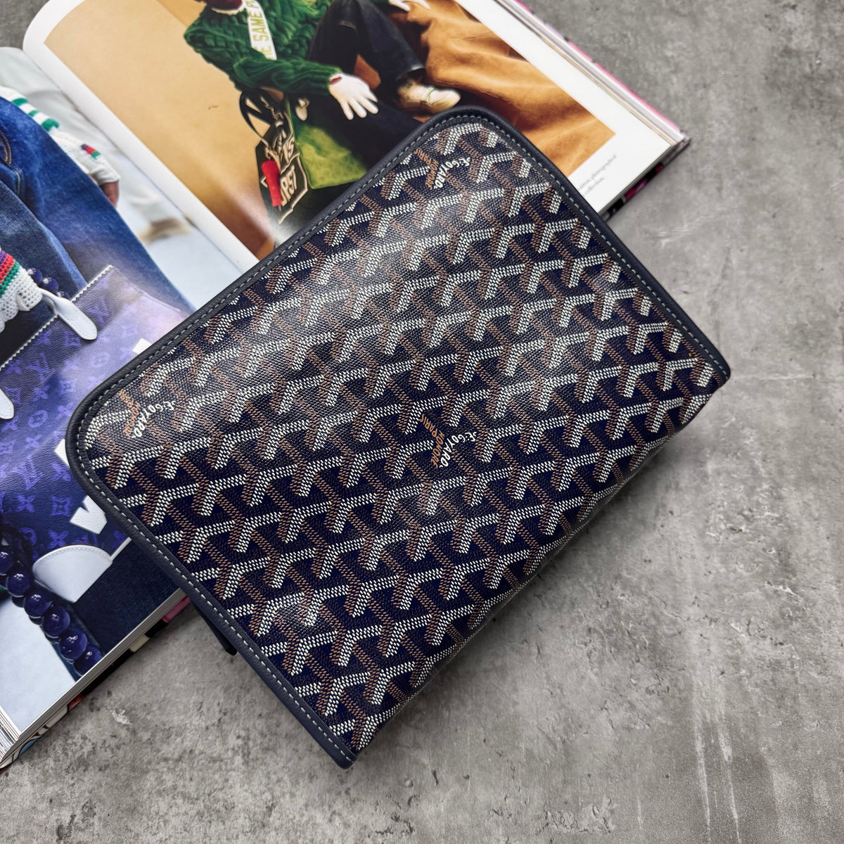 GYRD POUCH BAG - NAVY