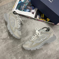 (PRE ORDER) B30 TRAINER - GREY FROST