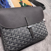 GYRD MAN BAG - GREY