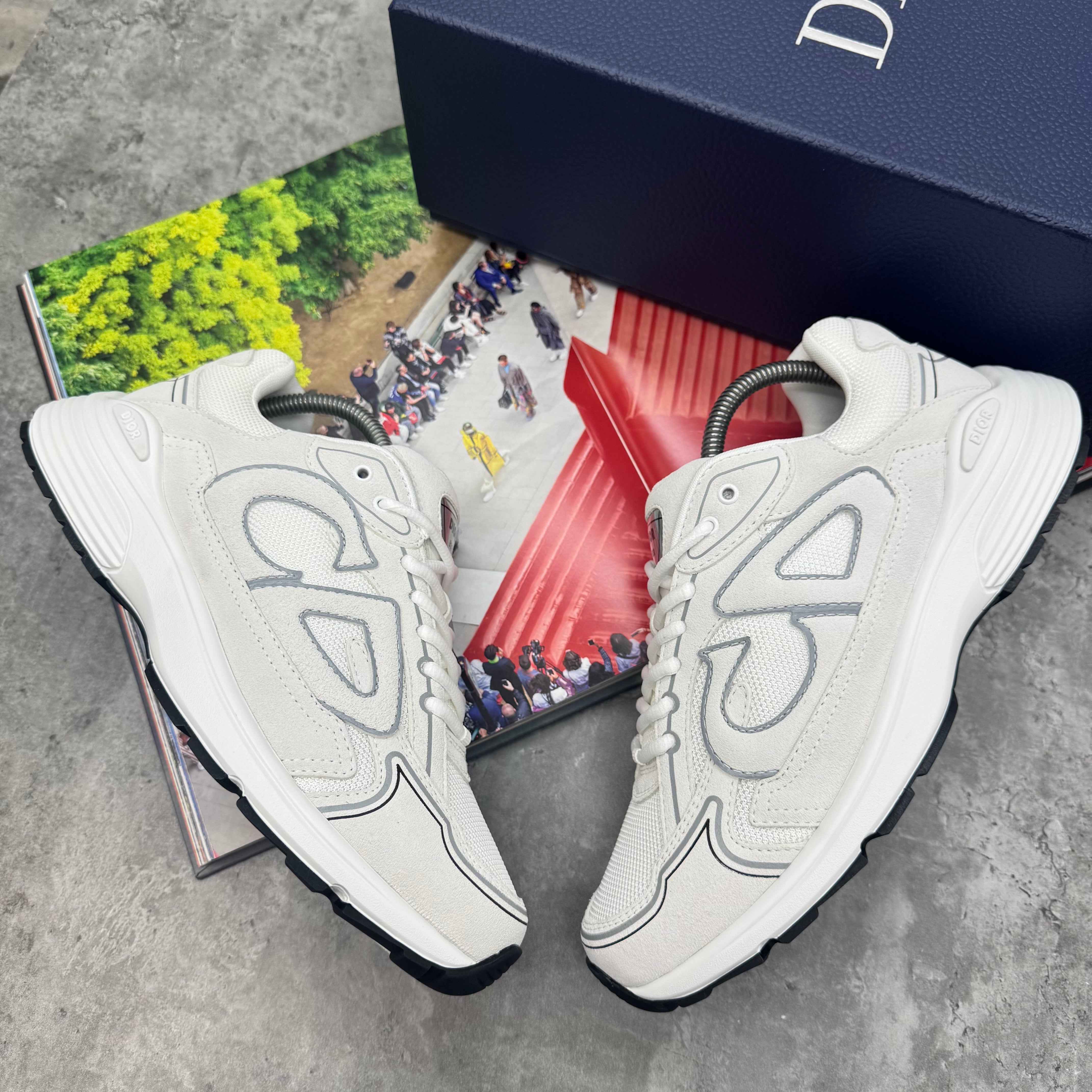 (PRE-ORDER) B30 - TRAINER - WHITE SUEDE