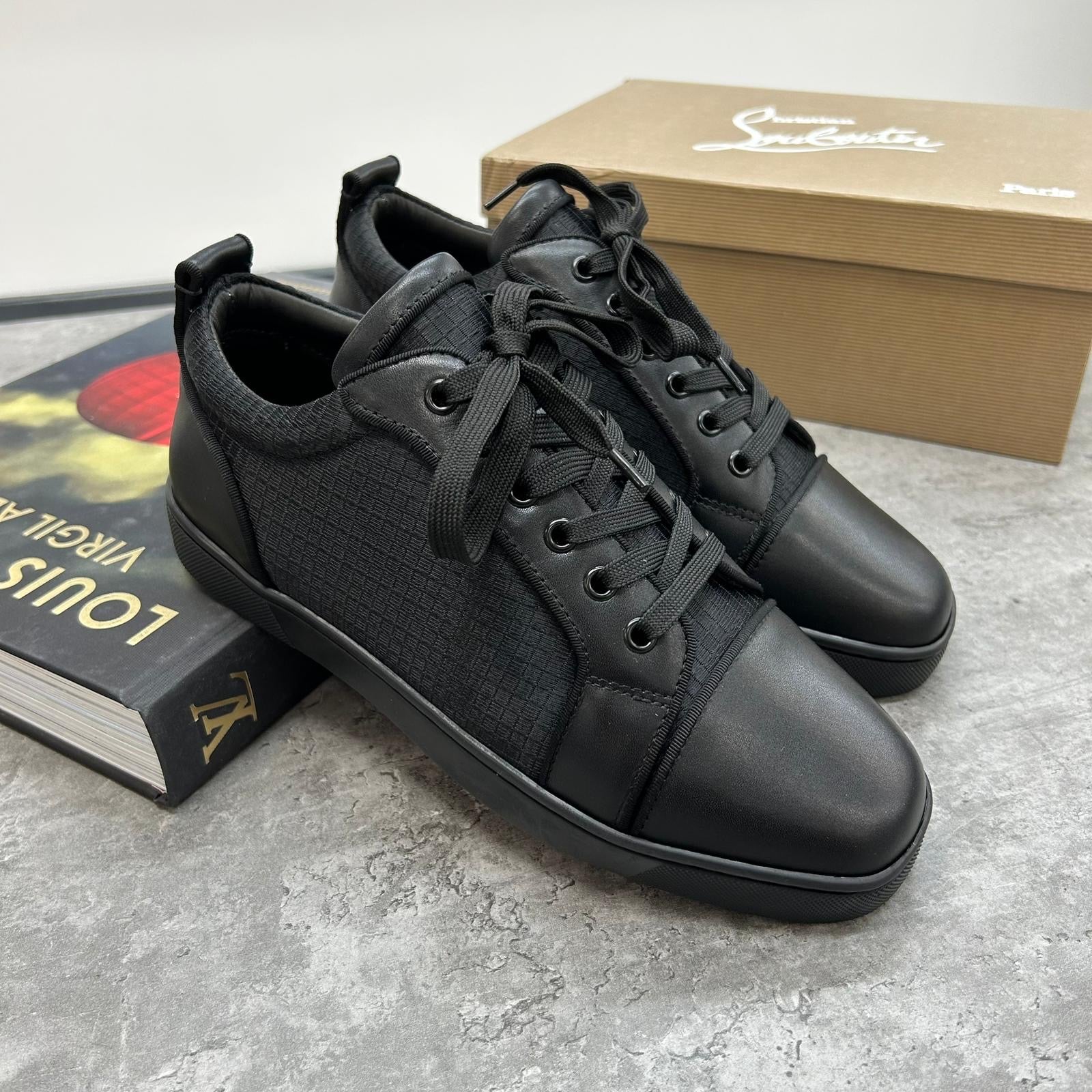 (PRE-ORDER) CL - TRAINER - BLACK