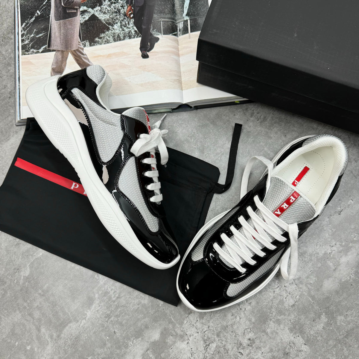 PDA - TRAINERS - BLACK
