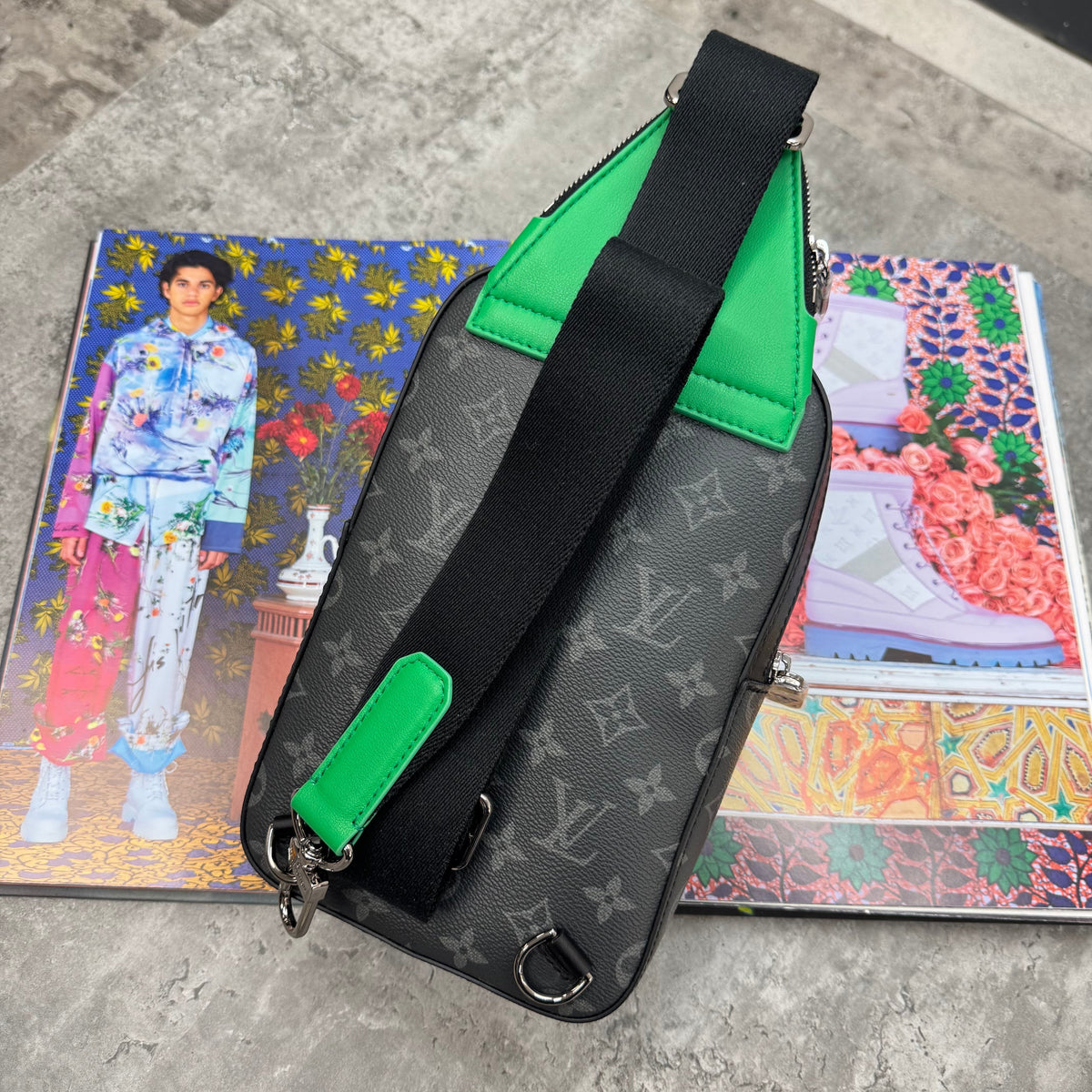 LVE - CROSSBODY BAG - BLACK/GREEN