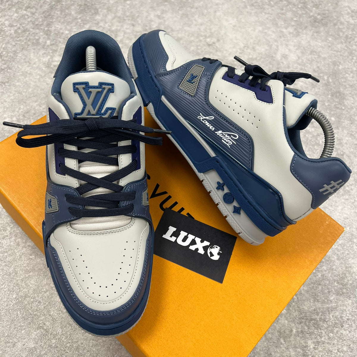 LVE TRAINERS - NAVY