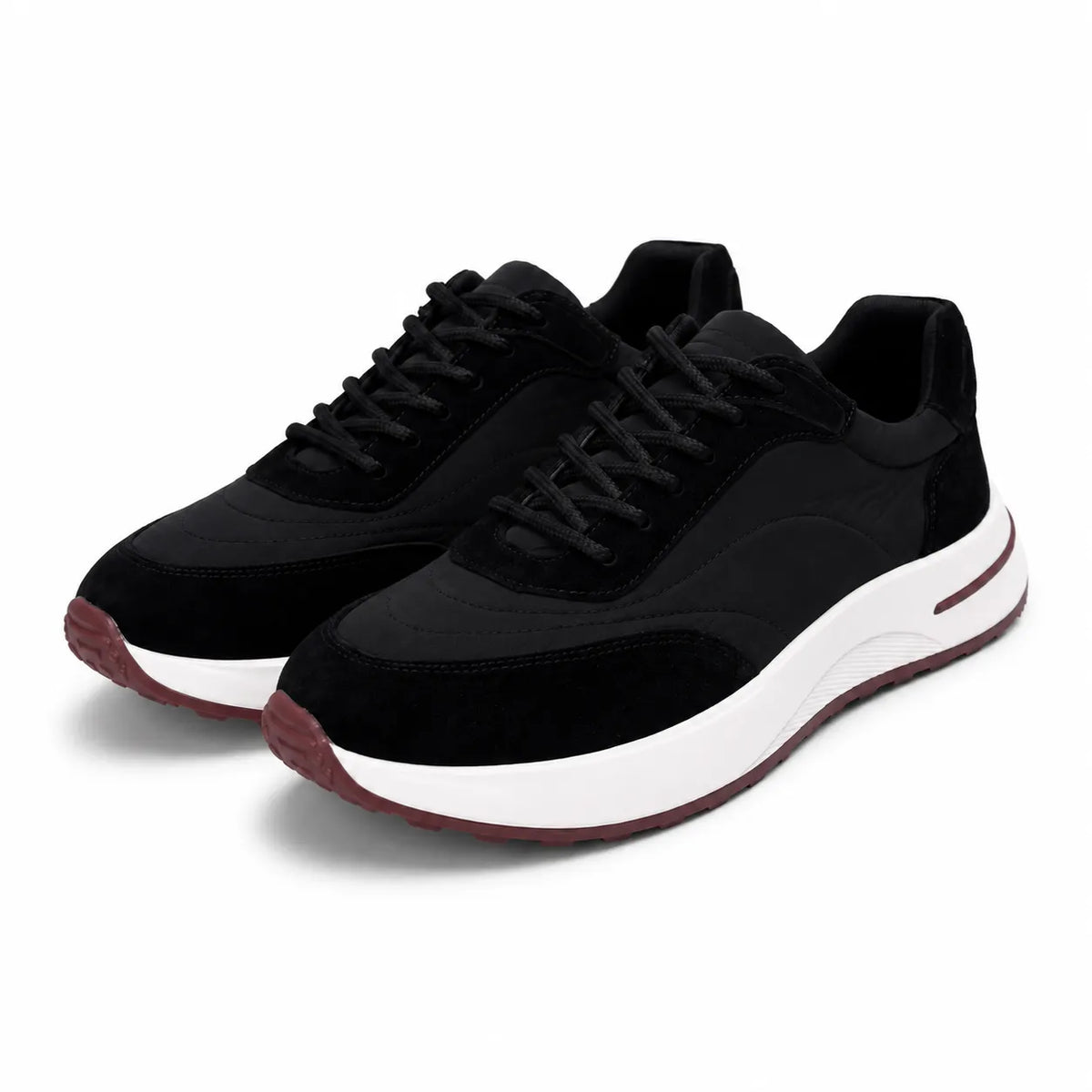 LORO SUEDE RUNNER TRAINER - BLACK / WHITE