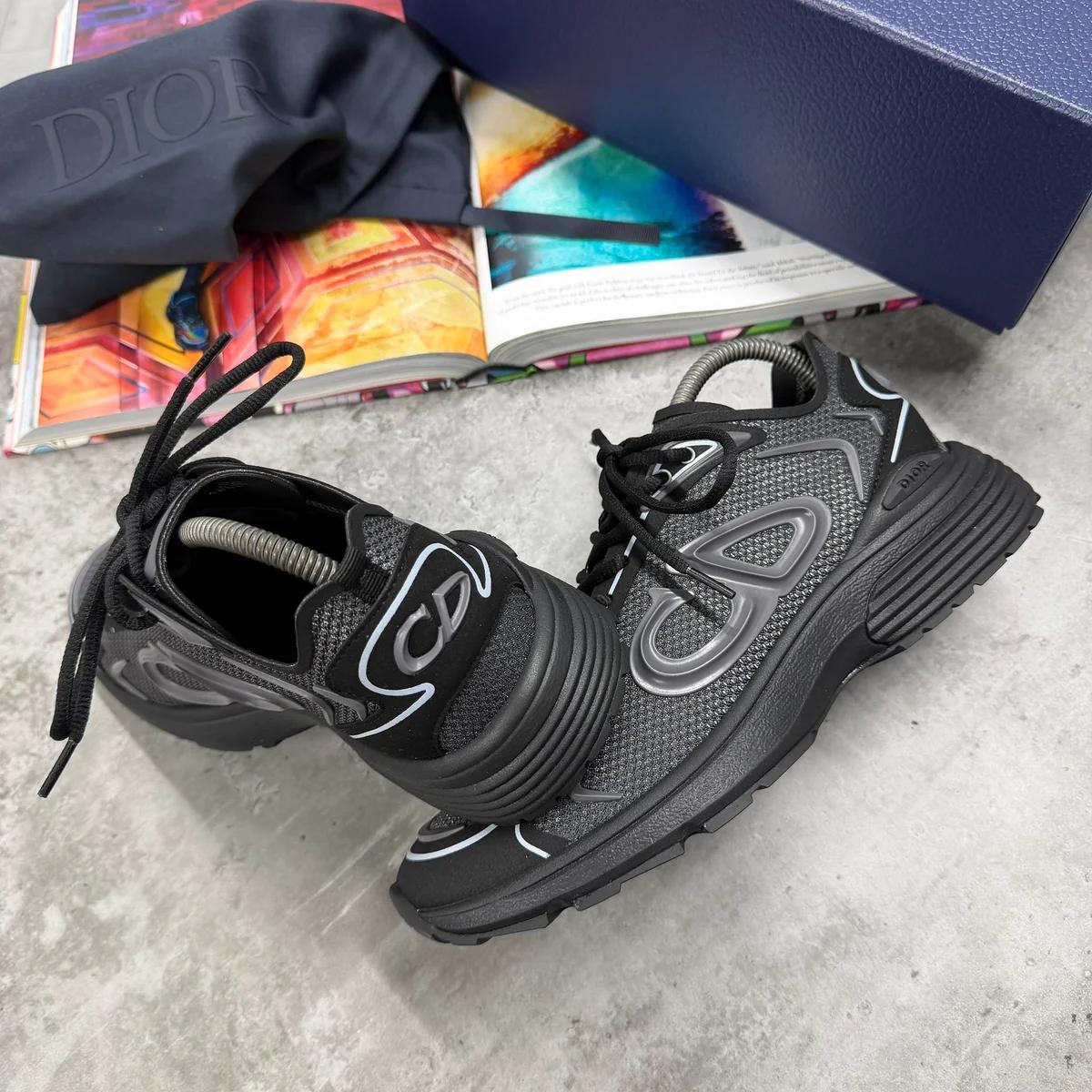 B30 TRAINER - BLACK