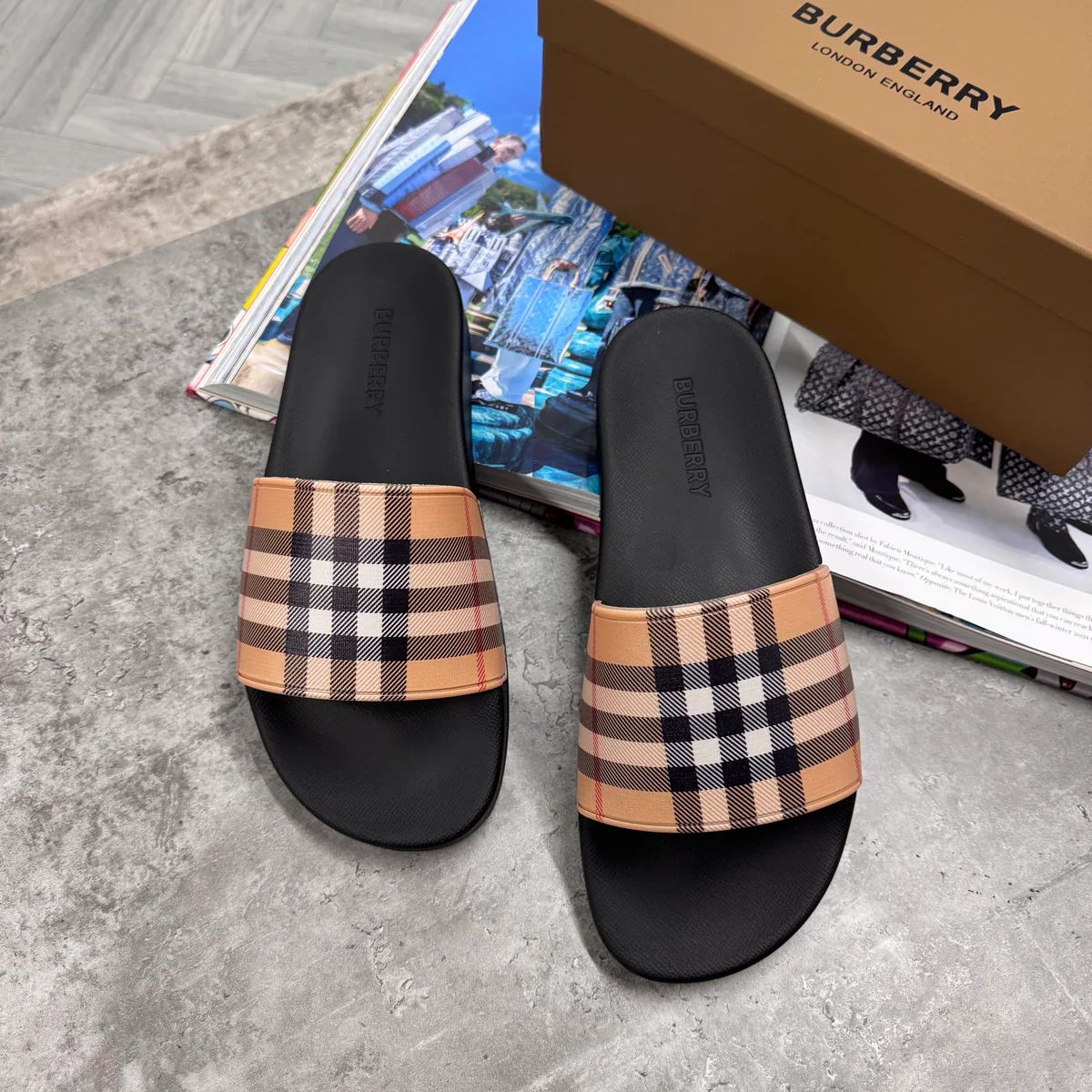 (PRE-ORDER) BUR - SLIDES - STRIPE
