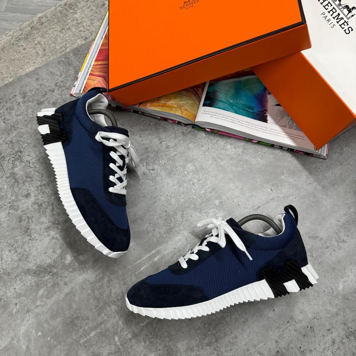 HME - TRAINER - GRAY
