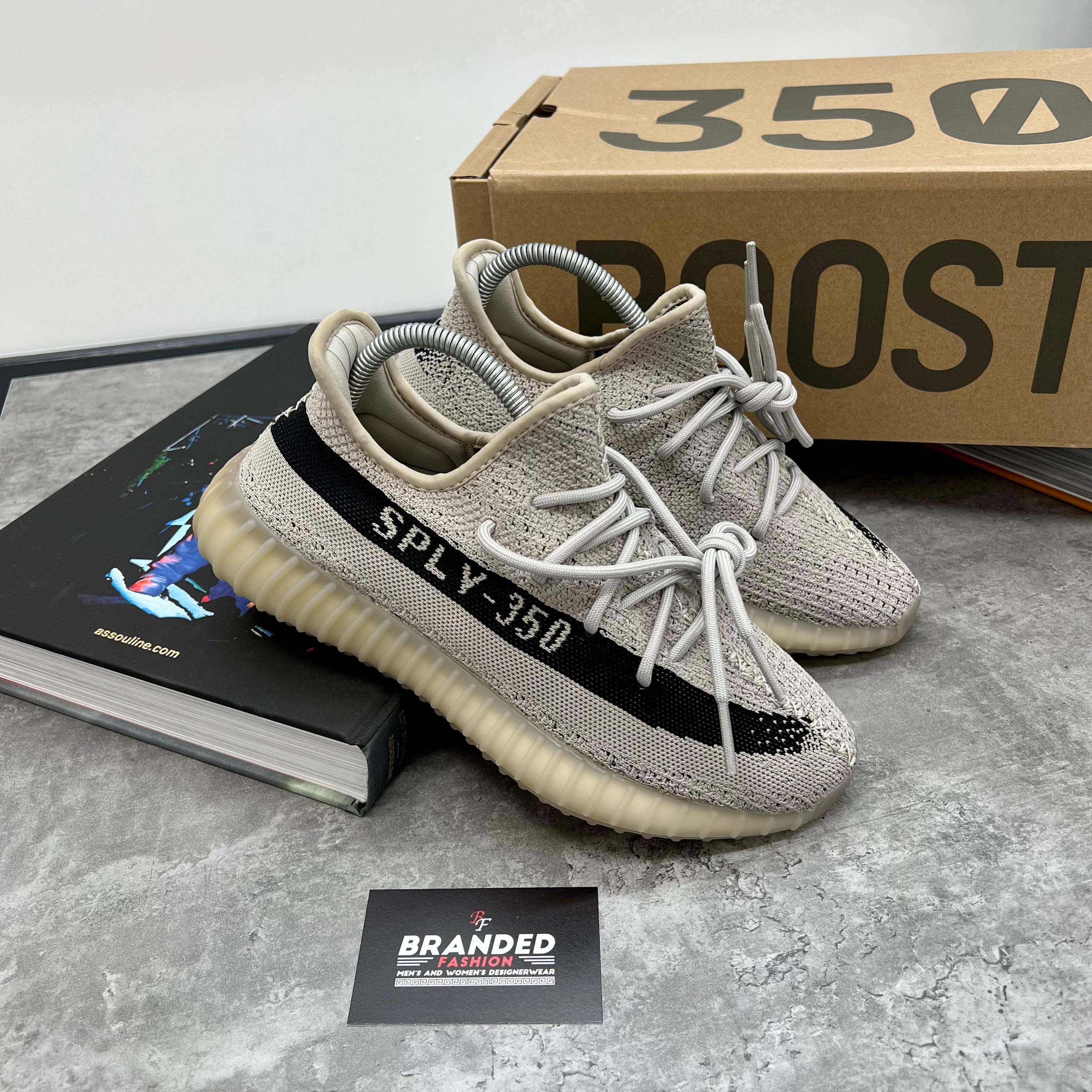 (PRE-ORDER) YZY 350 TRAINER - SLATE